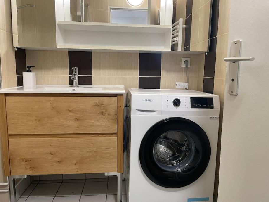 Appartement Cosy Proche Paris Le Bourget Dış mekan fotoğraf